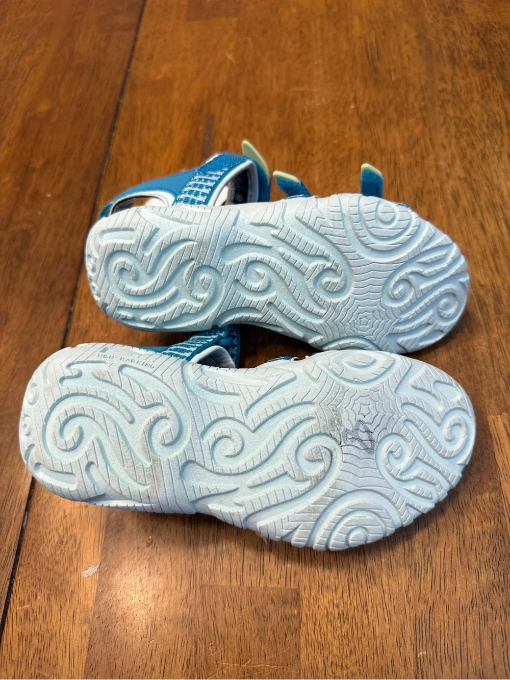 Teva bright teal